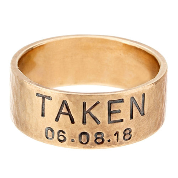Picture of Personalized Gold Wedding Band for Him
